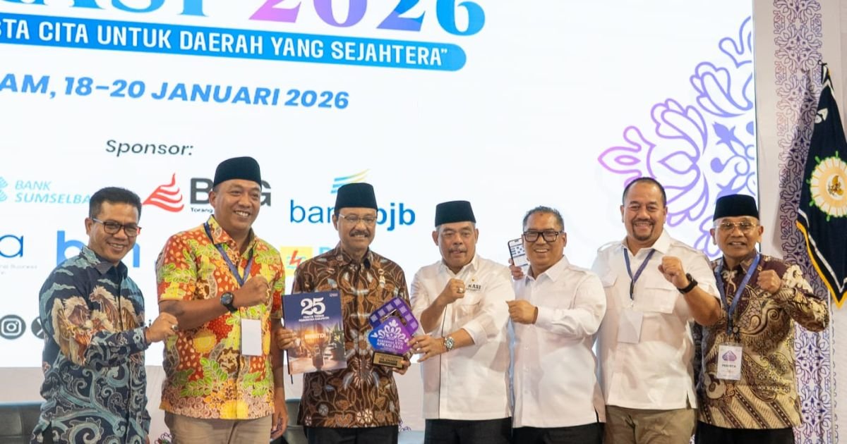 Bupati Batu Bara H Baharuddin Siagian SH M.Si  Ikuti Penutupan Rakernas APKASI XVII Du Batam
