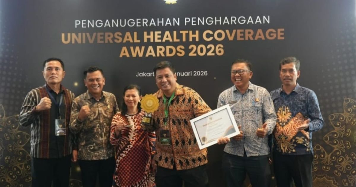 Bupati Samosir, Proggram BPJS Gratis, Raih Penghargaan UHC