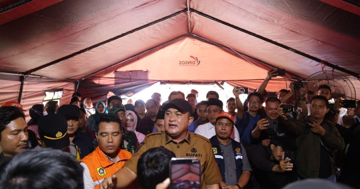 Rudy Susmanto Pastikan Bantuan Kontrak Rumah dan Sembako bagi 60 KK Terdampak Bencana Di Sukamakmur