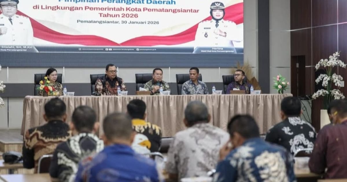 Wesly Bersama Sekda dan Pimpinan Perangkat Daerah Pemko Pematangsiantar Tandatangani Dokumen Perjanjian Kinerja Tahun 2026