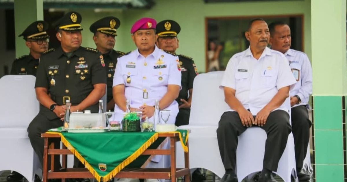 Wali Kota Wesly Diwakili Kaban Kesbangpol Ali Akbar Hadiri Upacara Penutupan Pendidikan Tantama TNI AD Rindam I/BB