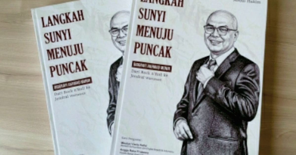 Diantara Dentum dan Do\'a :  Jalan sunyi Seorang Jurnalis
