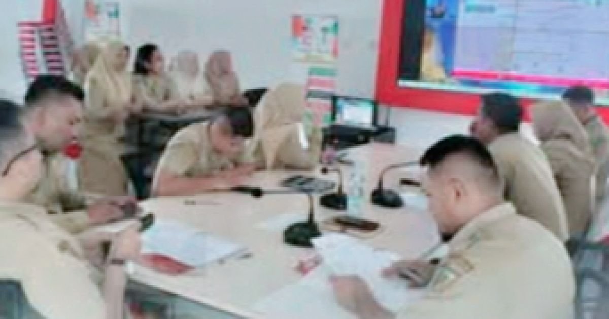 Setda Drs Bambang Hadisuprapto MM Hadiri Rapat High Level Meeting Acara P2DD