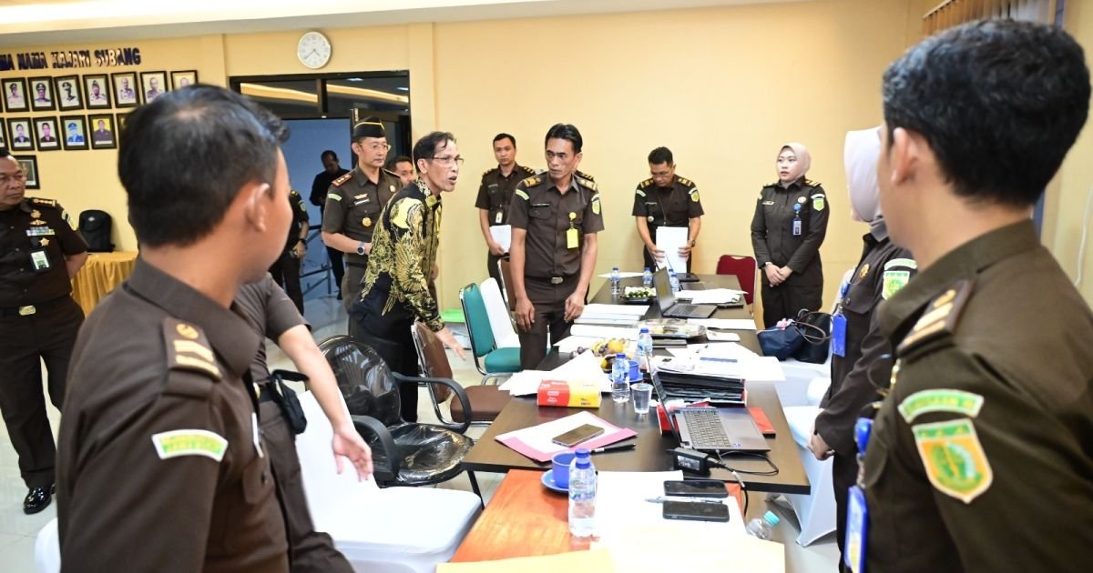 Kejati Jabar Dr.Hermon Dekristo Lakukan Kunker ke Kejari Subang