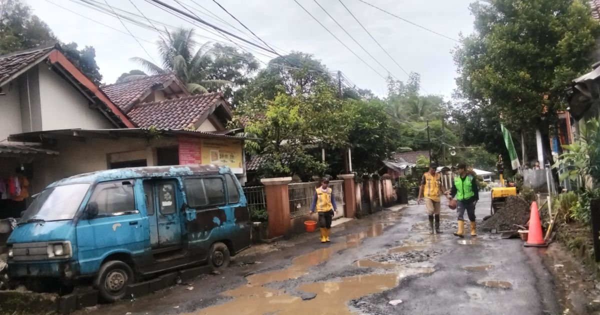 Ket Foto  : Jalan Milik Kabupaten Bogor,Ruas Jalan Ace Tabrani, Kecamatan Nanggung Kab.Bogor