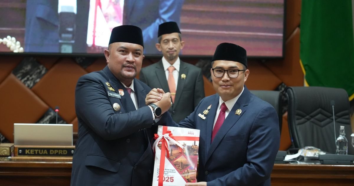 Rudy Susmanto Sampaikan LKPJ Tahun Anggaran 2025 dalam Rapat Paripurna DPRD