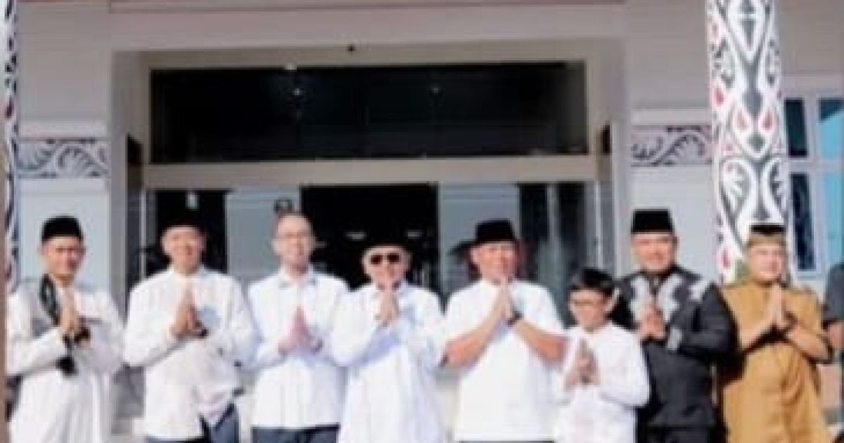 Pemkab Simalungun Gelar Shalat Idul Fitri 1447 H/2026 M Di Halaman Kantor Bupati