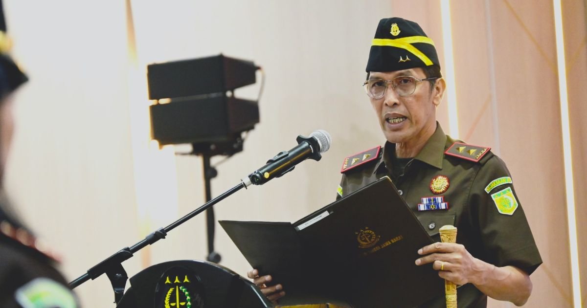 Kajati Jabar Lantik Kajari Garut Kajari Kuningan dan Kajari Kabupaten Tasikmalaya