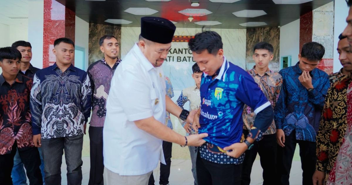 Bupati Batu Bara Lepas Batu Bara United ke Liga IV Piala Gubernur Sumatera Utara