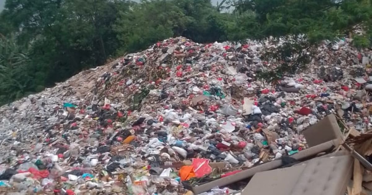 ‎Pemdes Ciangsana Akan Tutup Akses Jalan TPS Liar di Kampung Parung Pinang