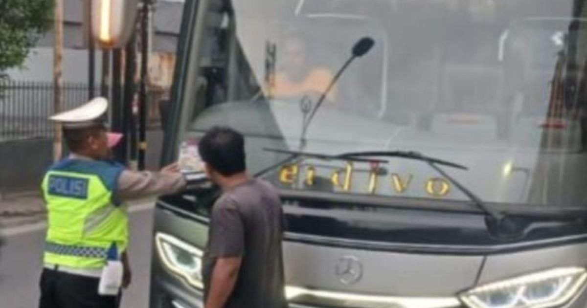 Sat Lantas Polres Pematangsiantar Sosialisasi Tertib Berlalu Lintas Di Jalan Pattimura