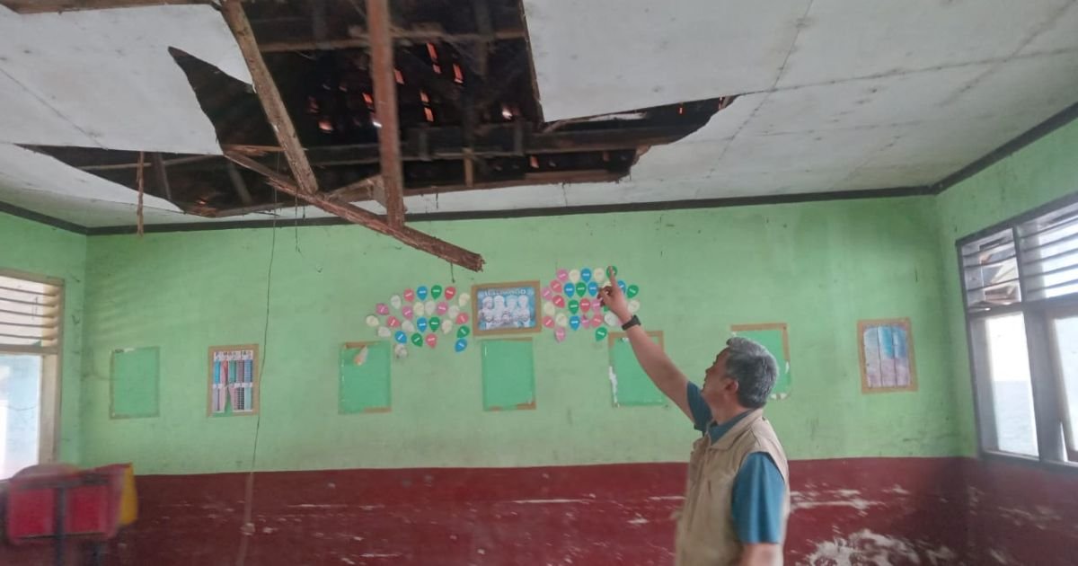 Ruang Kelas dan Perpustakaan SDN Babakan 01 Terancam Ambruk,6 Tahun Dibiarkan Rusak