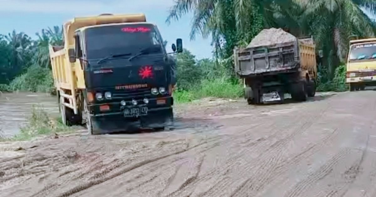 APH  Duga Menerima Upeti Dari Galian C Di Kwala Indah Kecamatan Sei suka