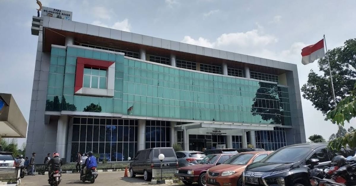 Samsat Cibinong Kabupaten Bogor Telah Melaksanakan Kebijakan Surat Edaran Gubernur Jabar