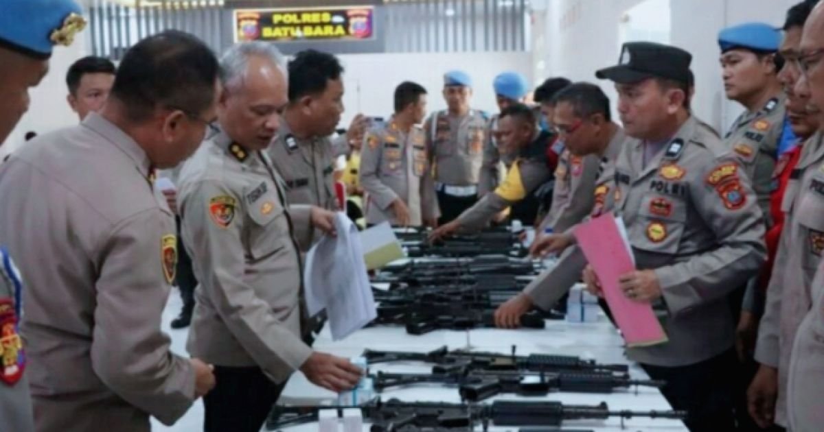 Mabes Polri Lakukan Pengecekan Senjata api Organik di Mapolres Batu Bara Dinyatakan Aman Lengkap Dan Terawat