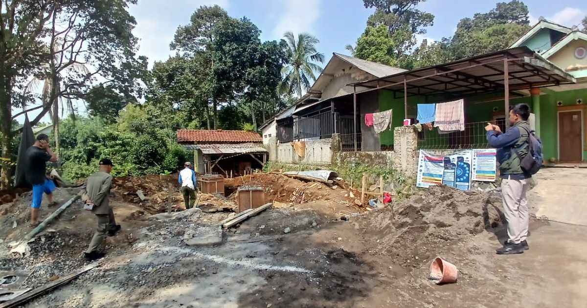 Turun Tangan, Pemkab Bogor Hentikan Sementara Pembangunan Tower Cipicung hingga Izin Terpenuhi