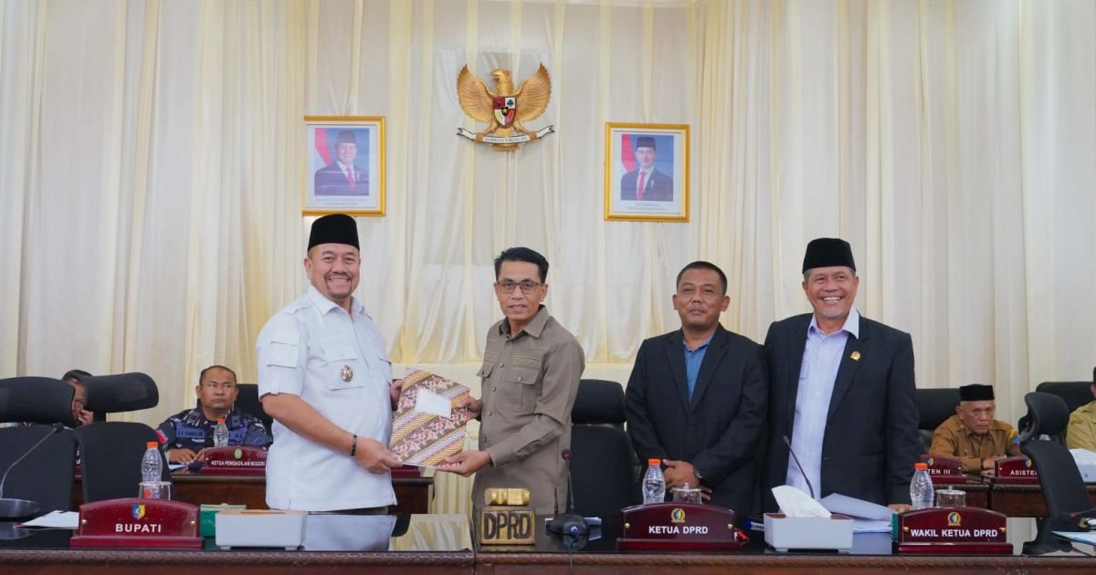 Bupati Batu Bara Hadiri Rapat Paripurna DPRD, Sampaikan LKPJ 2025 Dan Nota Ranperda