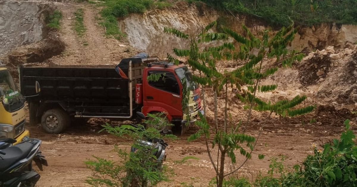 Galian Liar Masih Beroperasi di Klapanunggal, Perhutani dan Aparat Penegak Hukum jangan Tutup Mata