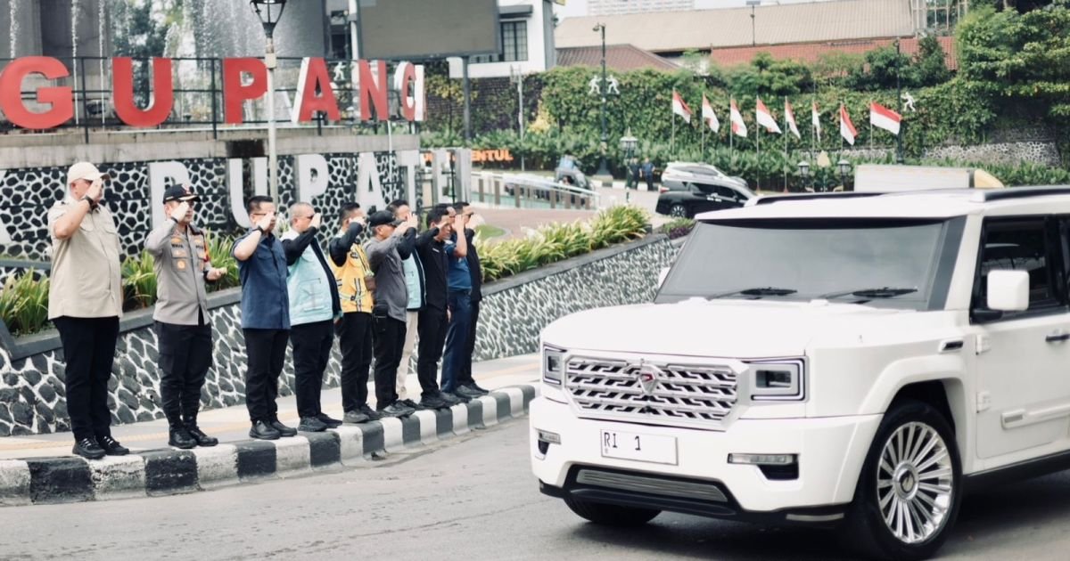 Bupati Bogor Tinjau lansung memastikan keamanan Sekaligus pimpin jajaran kehormatan dalam kunjungan Presiden RI ke Universitas Pertahanan