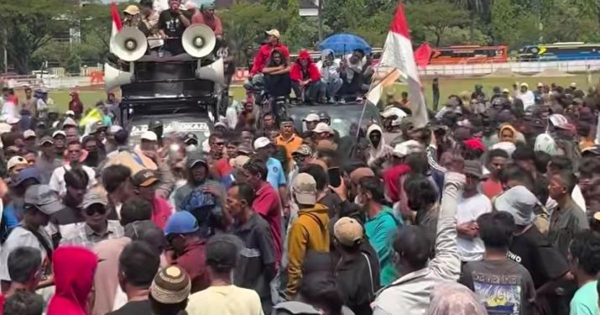 Demo Cibinong!, AMCRP Desak Gubernur KDM, Bupati Bogor, dan DPRD: Rakyat Terdampak Tambang Ekonomi Harus Jelas
