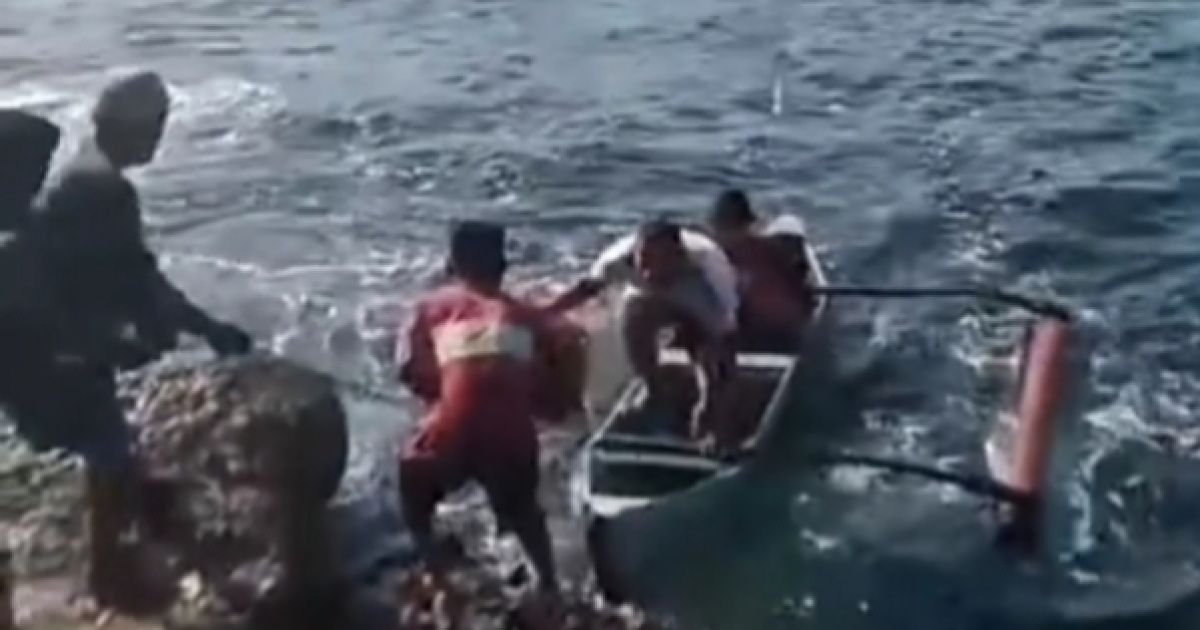 Warga Sumur Minta Pemprov Banten Perhatikan Wisata Religi Sanghiang Sirah