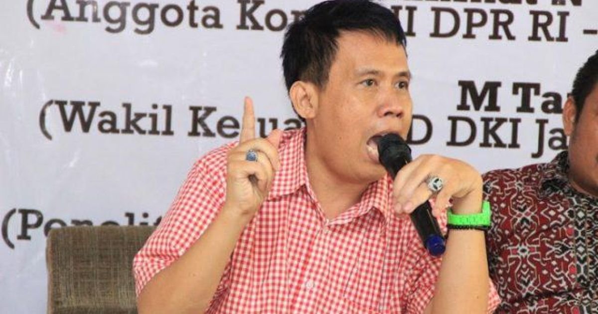 Uchok Khadafi : KPK Harus Periksa Proyek Sepatu Sultan Kemensos.!