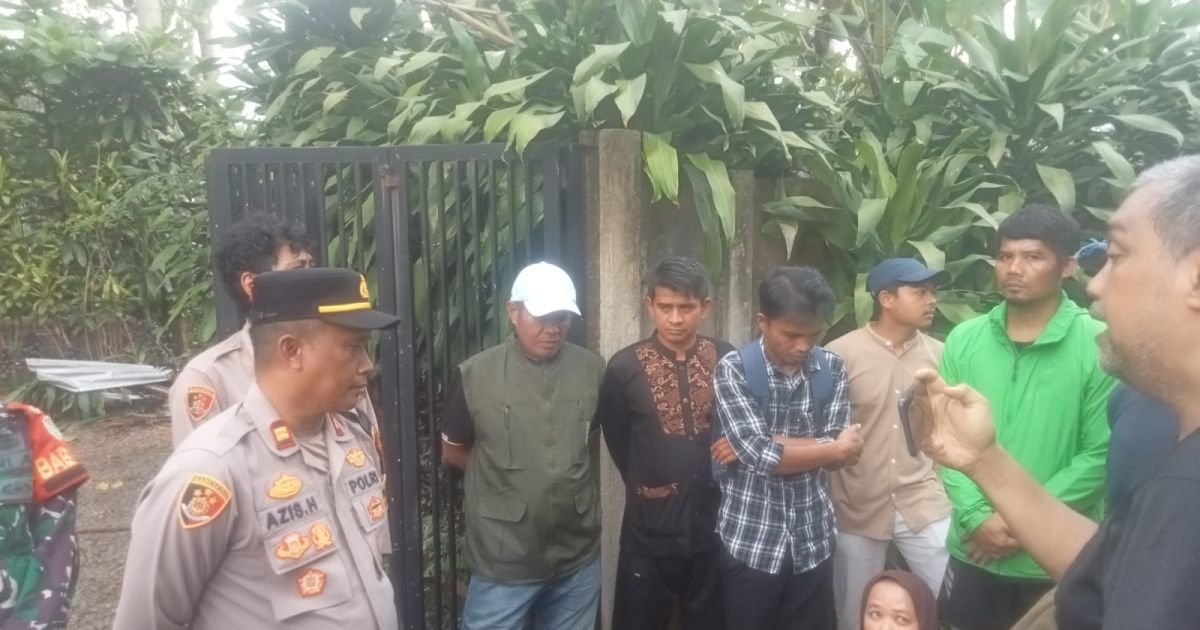 Eksekusi lahan oleh PT. PMC dikawal ketat oleh TNI dan POLRI, Pemdes Turun Langsung
