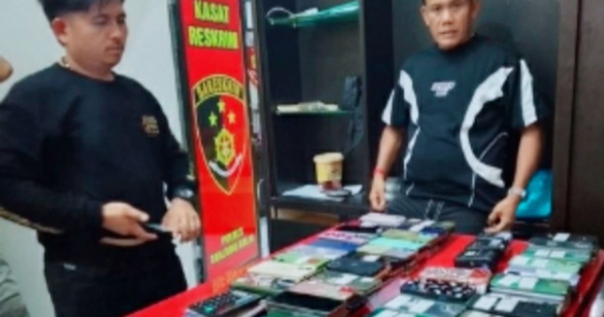 16 Orang Sindikat Pemalsu Data Transaksi Elektronik  Diamankan Satrekrim Polres Tanjungbalai