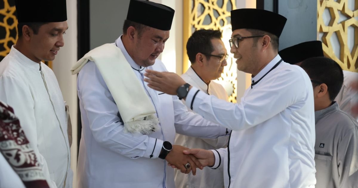 Bupati Bogor Rudy Susmanto Laksanakan Shalat Idul Adha 1447 H di Masjid Baitul Faidzin Bersama Masyarakat