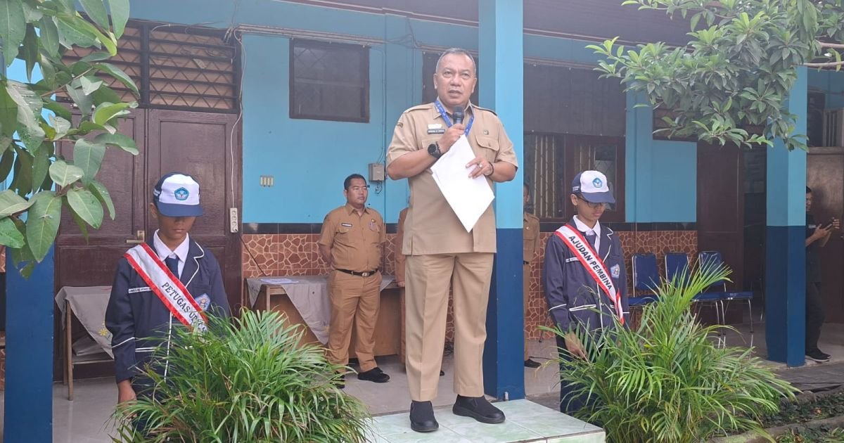 Melalui PD Goes To School, Kadiskominfo Sampaikan Empat Pesan Penting Bupati Bogor kepada Siswa SMPN 1 Klapanunggal