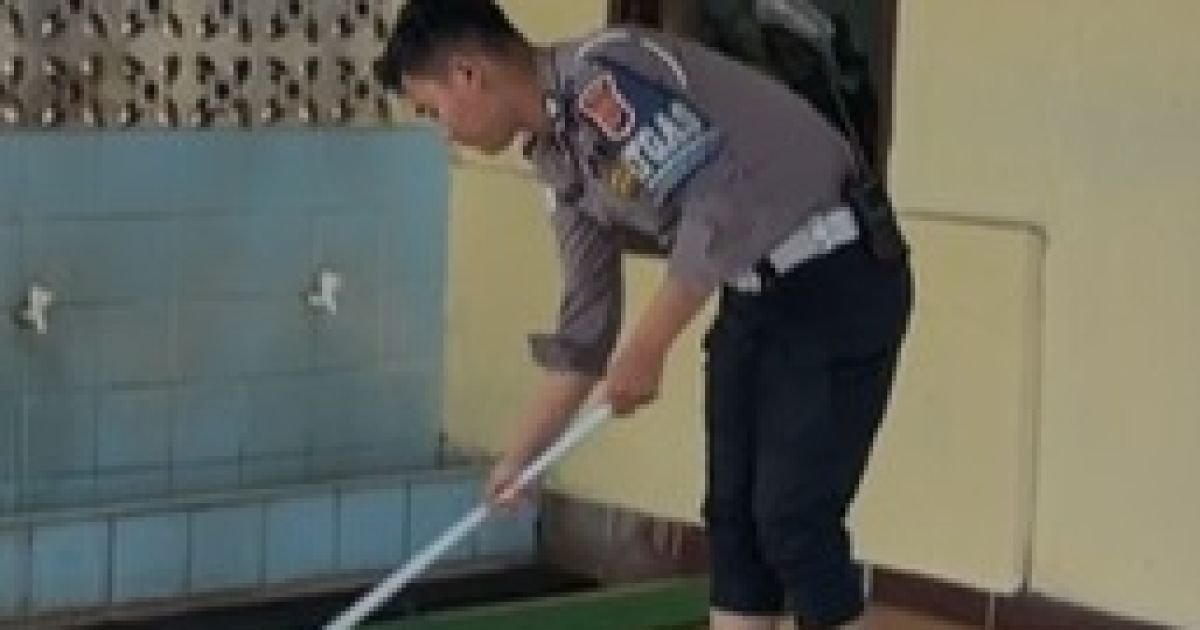 Sat Lantas Polres Bogor Gelar Bakti Religi di Masjid Abdurrohman
