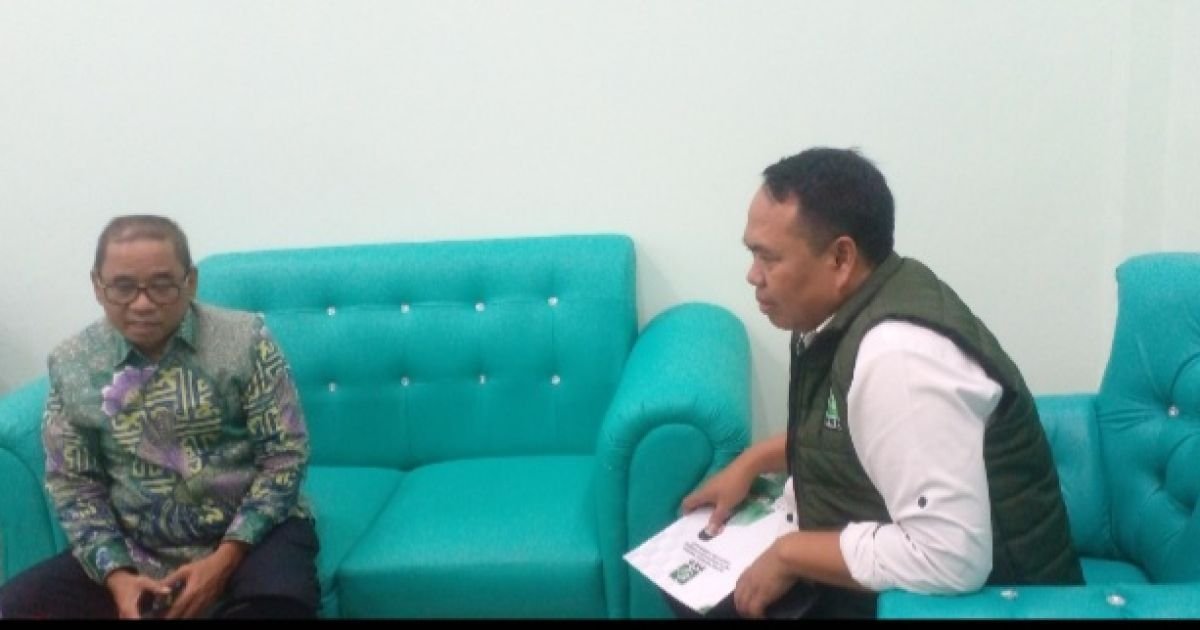Ket  Foto  : Ahmad Fauzi Anggota DPR RI dari Fraksi PKB bersama Ketua DPC PKB Pandeglang Nawawi Nurhadi