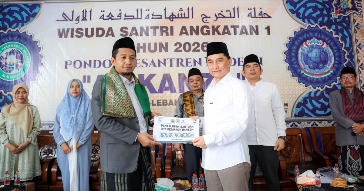 Hadiri Wisuda Santri Al Khanza, Wagub Dimyati Tekankan Pentingnya Ilmu dan Akhlak