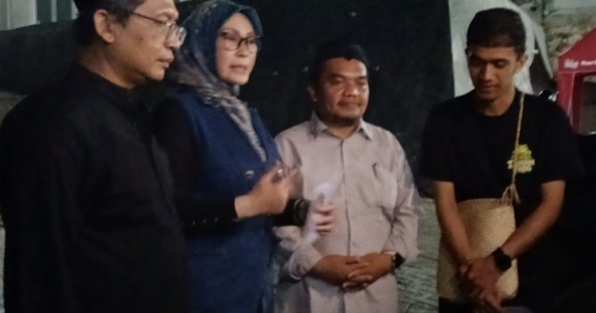 Irna Narulita Apresiasi Pertunjukan Wayang Musikal Babad Banten