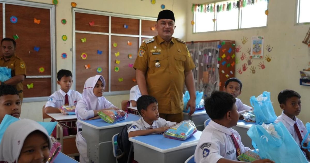 Serap Aspirasi Warga Sekolah,Lewat Program “Kami Mendengar”, Bupati Bogor Rudy Susmanto Perkuat Kualitas Pendidikan dan Kesejahteraan Guru dalam Menjaga Generasi Emas Indonesia