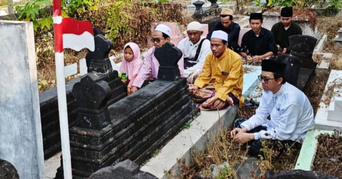 Muharram Penuh Hikmah, Gus Mustain Nasoha Bersama Kyai Syanwani dan Kyai Fathul Mujib Ziarahi Makam Ki Ageng Henis, KH Ma\'ruf Mangunwiyoto, hingga Joko Tingkir