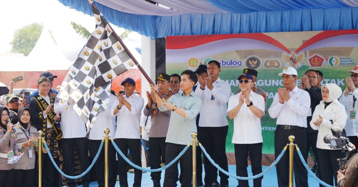 Polda Banten Salurkan 160 Ton Jagung Hasil Panen Jagung Kuartal III Ke Bulog