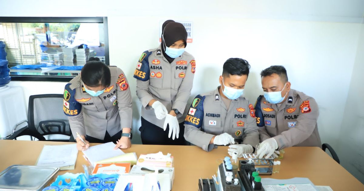 SPPG Polda Jabar Terus Beri Manfaat Bagi Masyarakat, Pastikan Higienitas Lewat Pemeriksaan Ketat