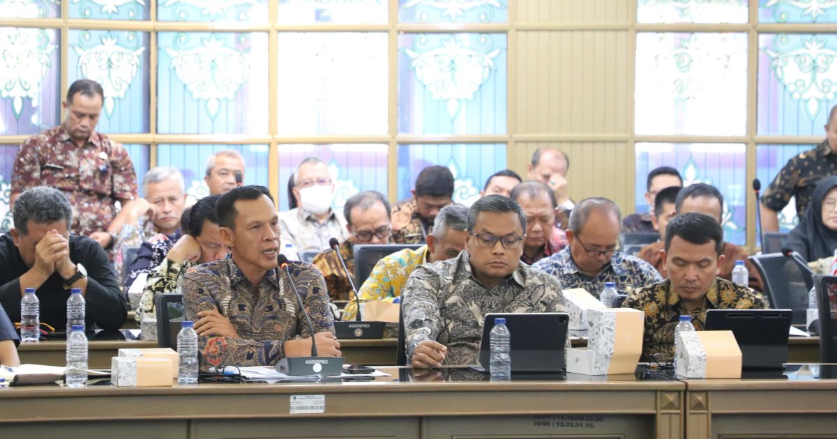 Jaro Ade Hadiri Sinergitas Penataan Tambang MBLB Bersama KPK