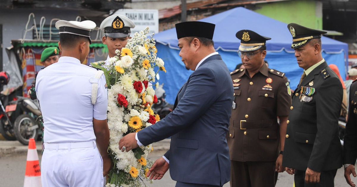 Wakil Bupati Batu Bara Pimpin Upacara Hari Pahlawan dan Tabur Bunga di Tugu Pahlawan Tanjung Tiram