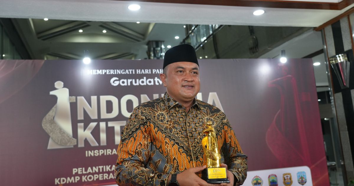 Bupati Bogor Raih Penghargaan “Outstanding Regional Leader” Pahlawan Inspiratif atas Percepatan Pembangunan Infrastruktur