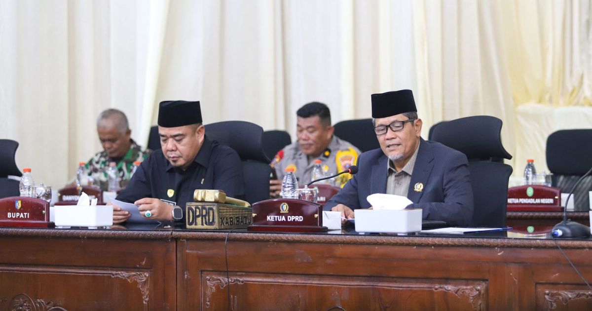 Wakil Bupati Sampaikan Nota Ranperda tentang Penyelenggaraan Sistem Penyediaan Air Minum Dalam Rapat Paripurna DPRD Kab Batu Bara