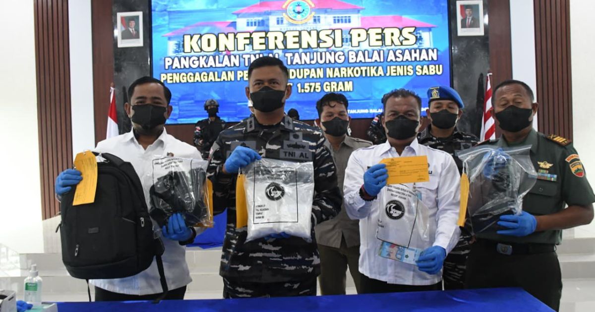 Selamatkan Generasi Muda, TNI AL Gagalkan Penyelundupan 1,5 Kilo gram Sabu di Tanjungbalai Asahan