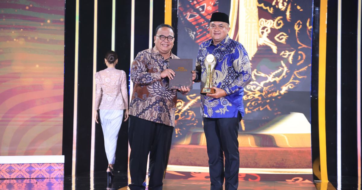 Bupati Bogor Raih Nominasi Tokoh Pendorong Ekonomi Berbasis Budaya Dan Pariwisata Daerah