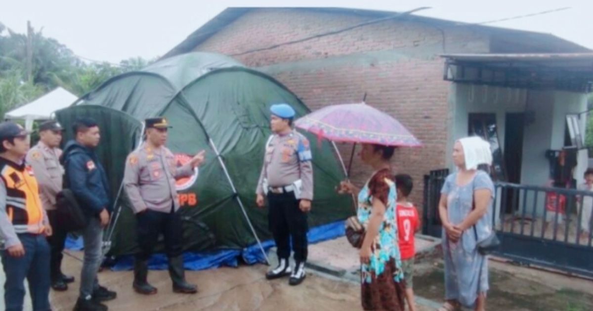 Kapolsek Lima Puluh Polres Batu Bara AKP Salomo Sagala,Gerak Cepat Cek Tanah Longsor