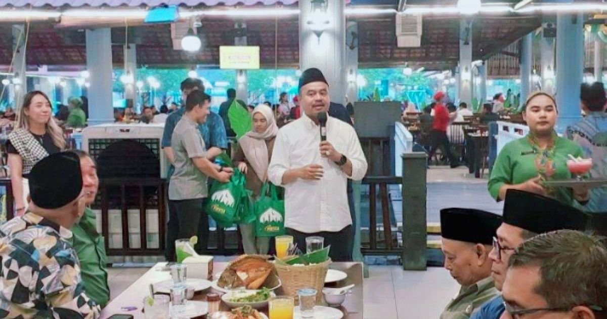 Farianda Futra  Sinik Ketua  PWI Sumut Apresiasi Bukber Bersama PT Charoen Pokphand Indonesia
