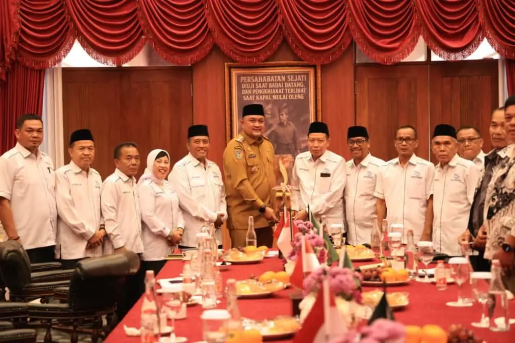 Bupati Bogor Dorong Implementasi Program Satu Desa Satu Sarjana untuk Pemerataan Pendidikan
