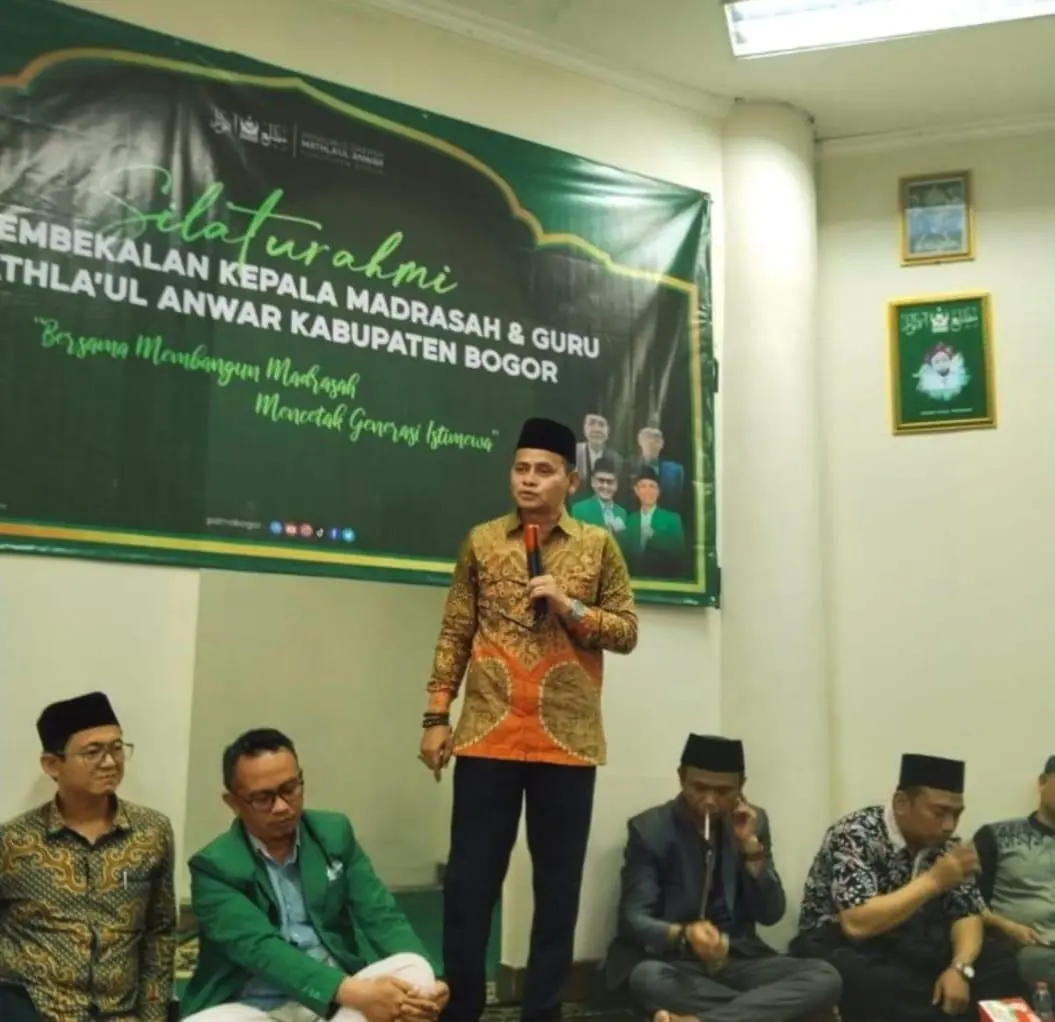 Ketua PD Mathla’ul Anwar Kabupaten Bogor, KH Aziz Sarnata ME, M.Pd Gelar Silaturahmi Sekaligus Pembekalan Kepala Sekolah dan Guru 