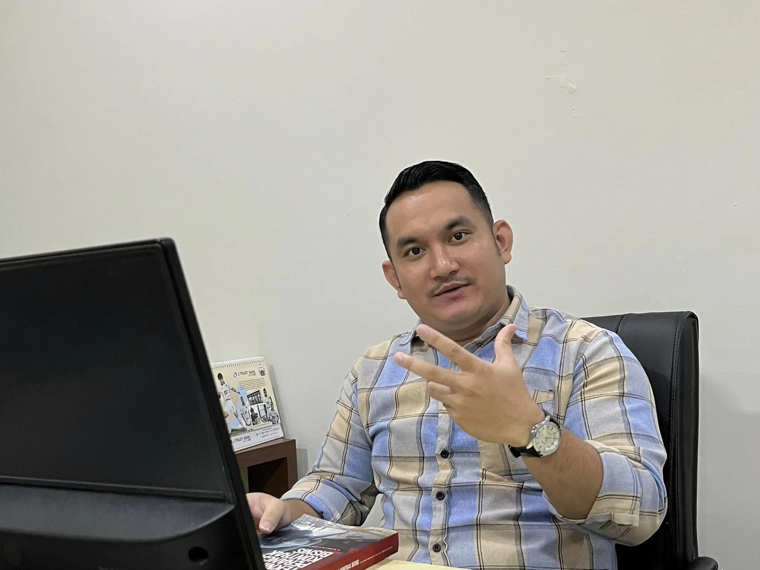 Erwin Zega Pastikan Aktivis Ferry Irwandi Tak Bisa Dipolisikan Dansatsiber TNI