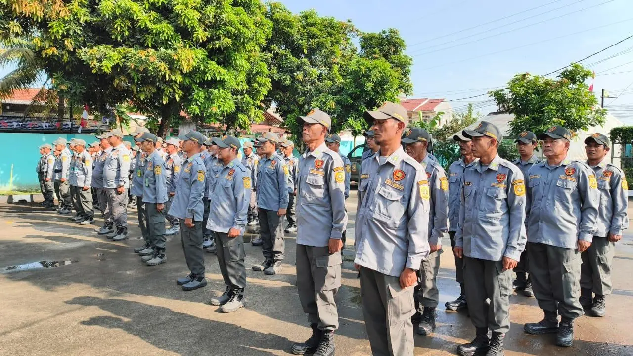Untuk Jaga Kondusifitas Wilayah Bupati Bogor Ajak Masyarakat Aktifkan Siskamling 